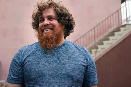 'Dogecoin Millionaire' Regains Title After DOGE Pump—And This Time, He's Selling