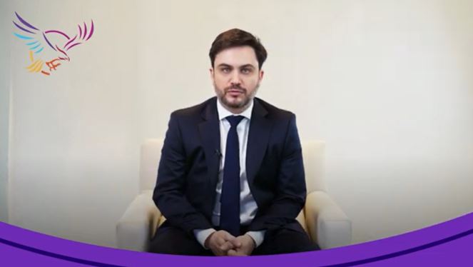 Ramiro Marra, es economista y asesor del presidente de Argentina. Fuente: Captura de pantalla canal de YouTube de Ramiro Marra.