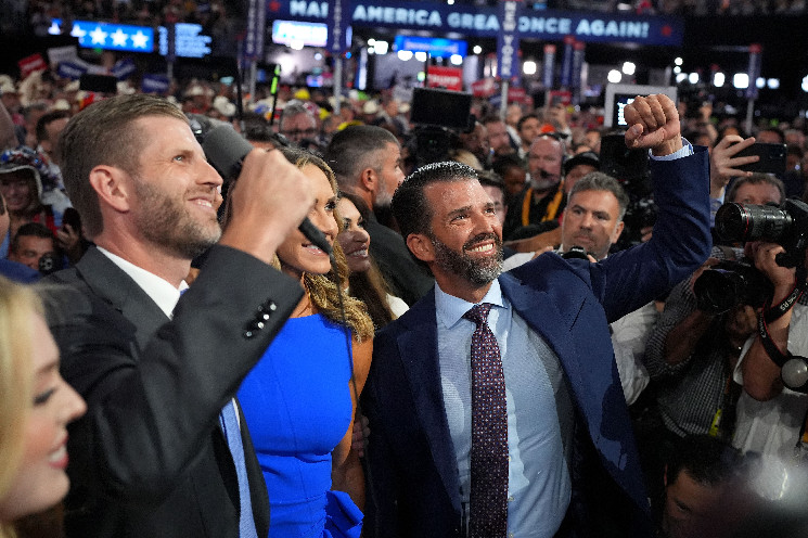 A Public Company Boasting Trump's Sons on Advisory Board Is Buying BlackRock Bitcoin ETFs