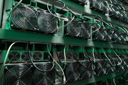 LAPD Seizes Stolen Bitcoin Miners Worth $2.7 Million in Cargo Theft Investigation