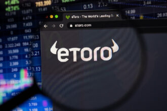 eToro "Evaluates Market Conditions" as Tariff Woes Shadow IPO Craze