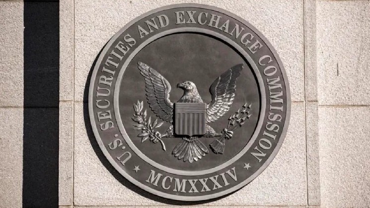 SEC Warns of FOMO, Pushes Long-Term Strategies as Crypto Matures