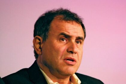 Economist Nouriel Roubini Assesses the US Economy, Interest Rate Cuts, and Tariffs – What to Expect?