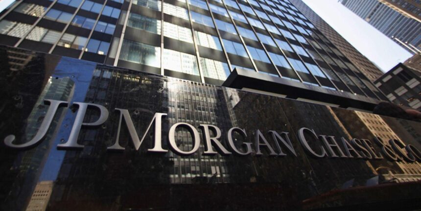 JP Morgan warns about risky risk