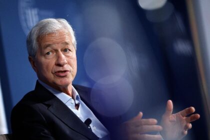 JPMorgan's Jamie Dimon Says U.S. Should Stockpile Missiles, Not Bitcoin