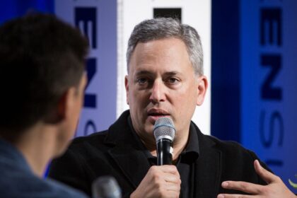 David Sacks criticizes the genius law to favor banks