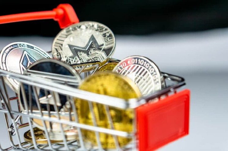 ChatGPT picks 3 altcoins to buy now and hold forever