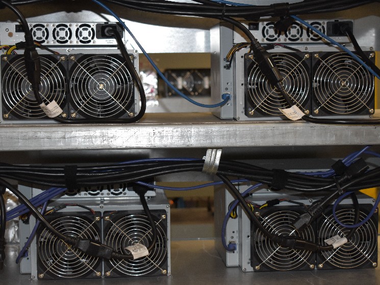 Bitcoin Mining Profitability Improved in May, JPMorgan Says