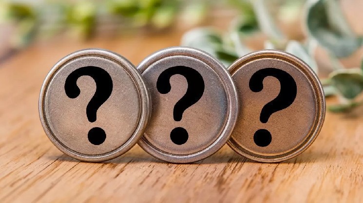 One of the Largest Cryptocurrency Banks in the US Has Asked Its Customers to Sell Three Cryptocurrencies, Sparking Controversy