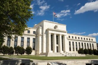 The FED cut the interest rate in the United States