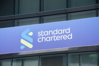 "Bitcoin may not fall below $100,000 again": Standard Chartered
