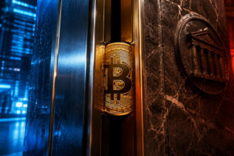 Bitcoin is caught between a $177 billion risk-on boom and the return of Fed rate-hike fears