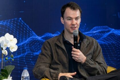 Coinbase co-founder explores million-dollar investments in Venezuela
