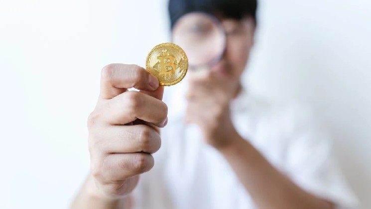 Ethereum Whale 0x8c58 Sells 9,996 ETH for $25M