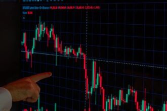 IMF Warns of Rising Risks in Markets