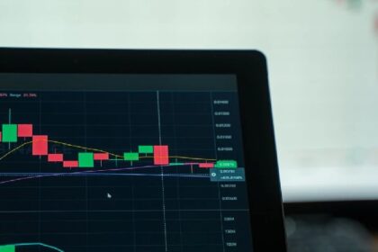 Uniswap’s September Revenue Hits $14.81M as Robinhood Chain