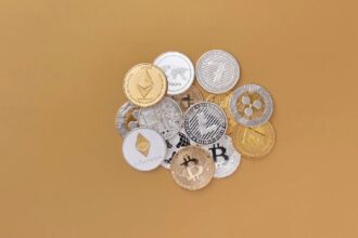 Smart Trader 0x2371 Bets Big on Ethereum After Market Drop