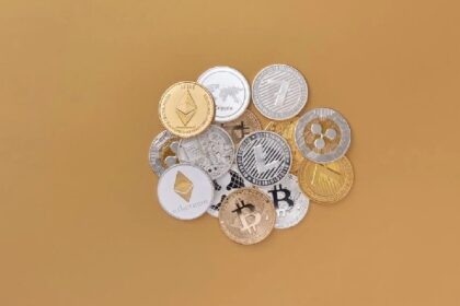 Smart Trader 0x2371 Bets Big on Ethereum After Market Drop